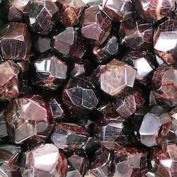Tumbles by Weight: Garnet Faceted Tumble
