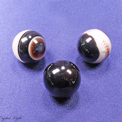 Spheres: Black Agate Sphere 30mm