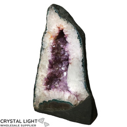 Amethyst Geodes: Amethyst Geode
