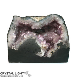 Amethyst Geodes: Amethyst Geode