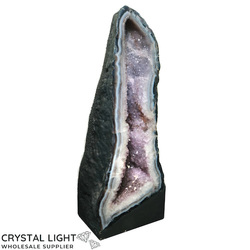 Amethyst Geodes: Amethyst Geode