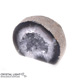 Agate Geodes: Agate Cut Base Geode
