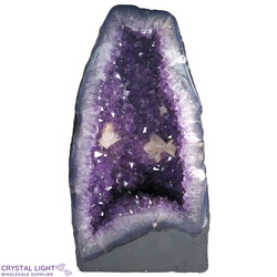 Amethyst Geodes: Amethyst Geode