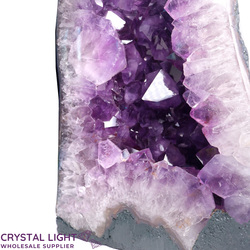 Amethyst Geodes: Amethyst Geode (A-Grade)