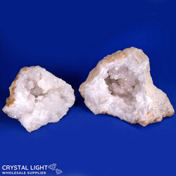 Quartz Geodes: Quartz Geode Medium (A-Grade)