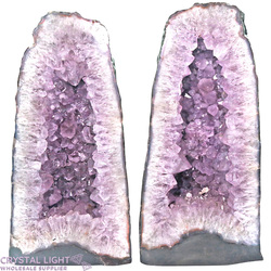 Auctions: Amethyst Twin Geodes (AUCTION)