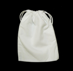 Gift Boxes & Pouches: White Pull-String Velvet Pouch