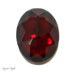 Cut Gemstones: Garnet Oval Shape