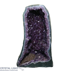 Amethyst Geodes: Amethyst Geode (A-grade)